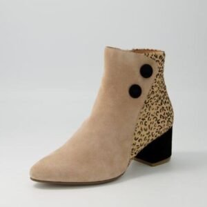 Solid Steps Golden Oak